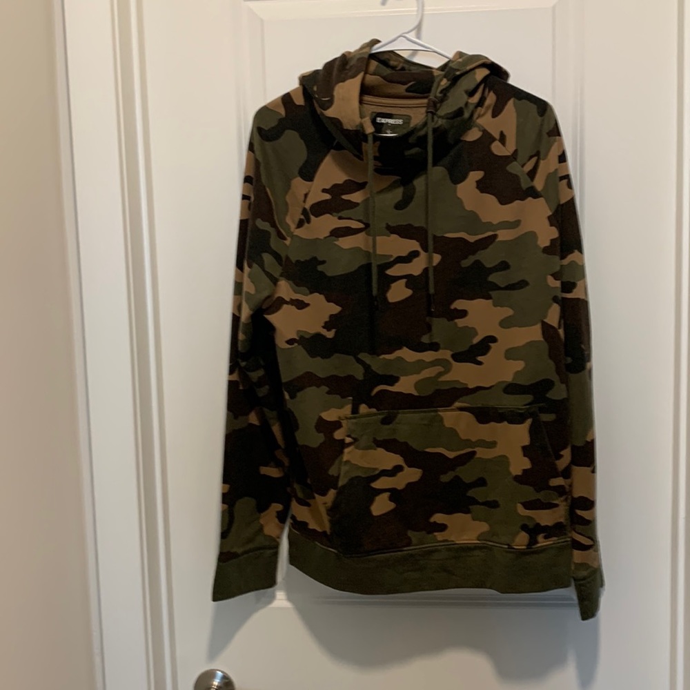 Sweatshirt